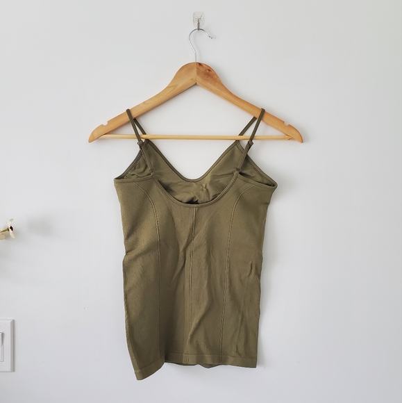 Yoga Tank Top NWOT - Picture 3 of 5